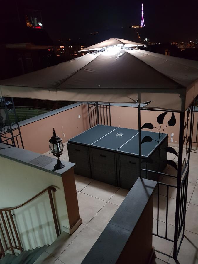 Danisimo Hotel Tbilissi Extérieur photo