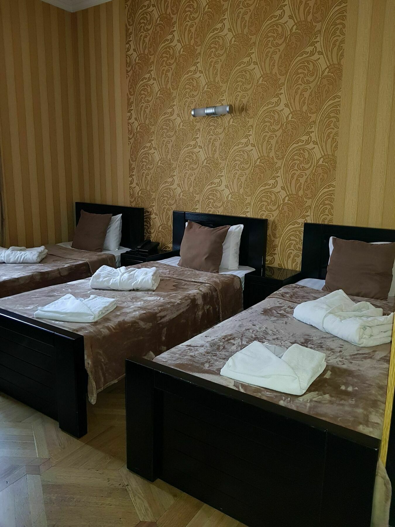 Danisimo Hotel Tbilissi Extérieur photo